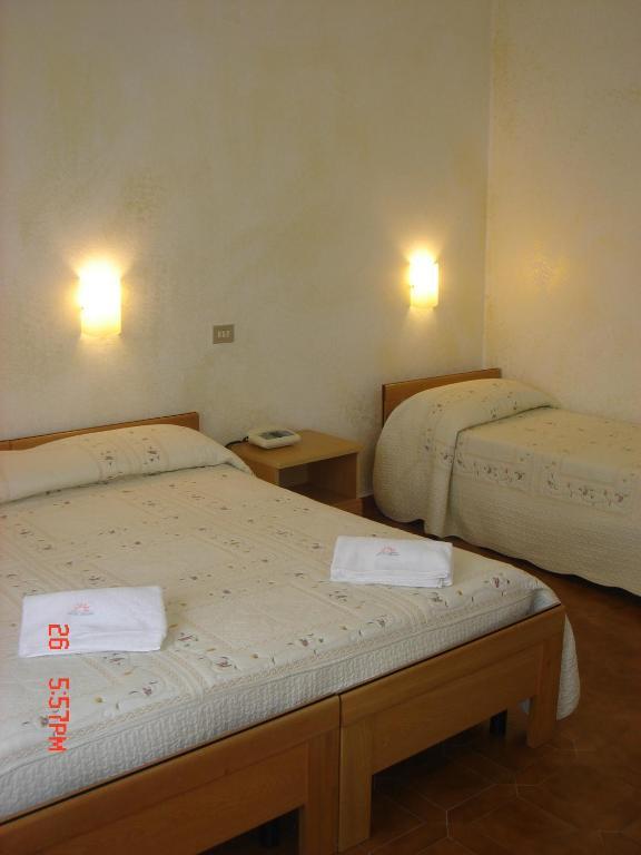 Hotel Ristorante Solari Briatico Rum bild